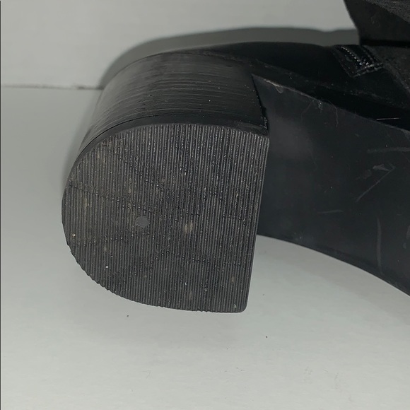 NWOT STRATEGIA Black Leather Ankle Boots - Picture 7 of 14